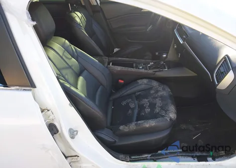 2018 Mazda Mazda3 Touring from USA, damaged, VIN 3MZBN1V3XJM251378